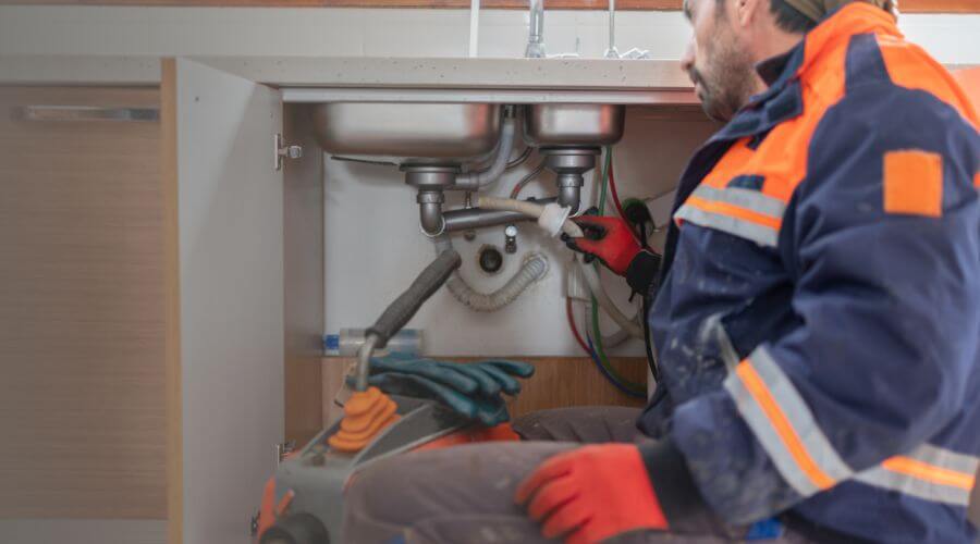 Descale Tankless Water Heater in Albany, IN